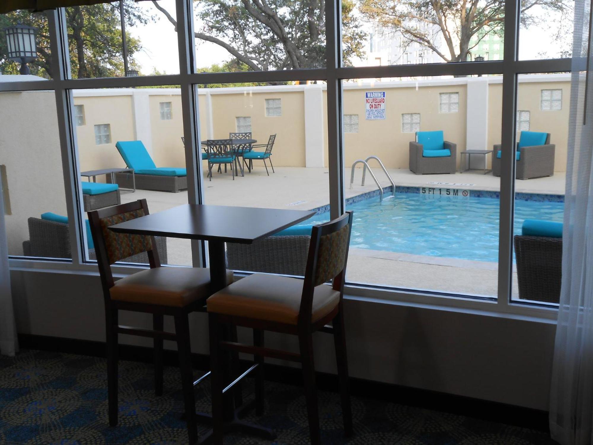 Holiday Inn Express & Suites Houston Northwest-Brookhollow By Ihg Kültér fotó